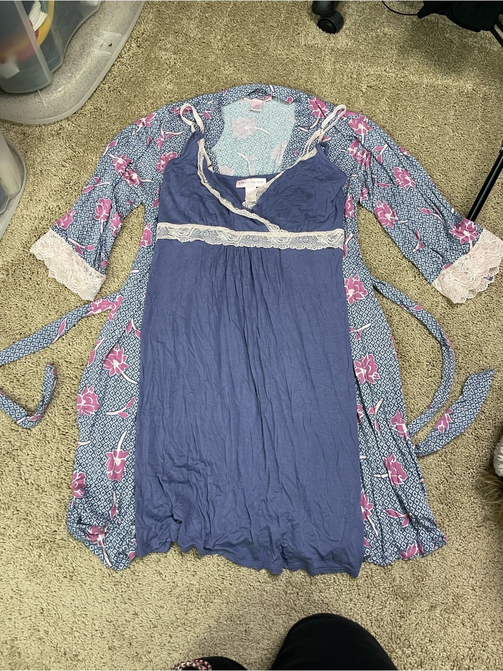 A Pea in the Pod Blue Nursing Nightdress with Floral Robe
